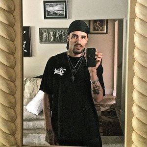 Meet your Posher, Miles